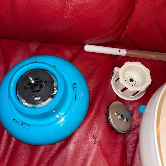 CRA Z ART cotton candy maker with lite up wand - Picture 5 of 5